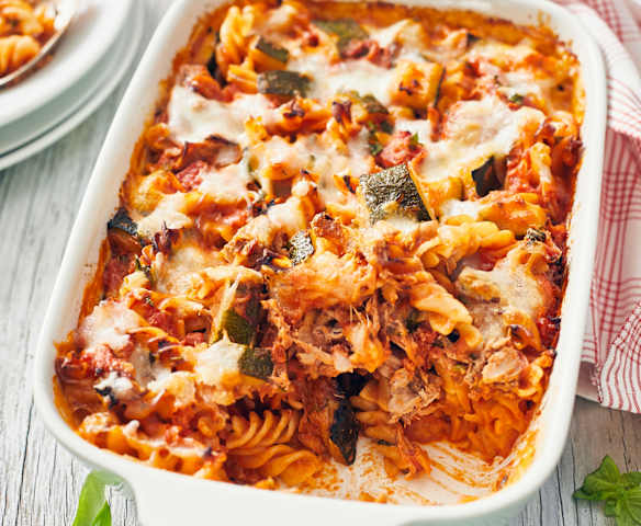 Nudel-Zucchini-Thunfisch-Auflauf Nudel-Zucchini-Thunfisch-Auflauf