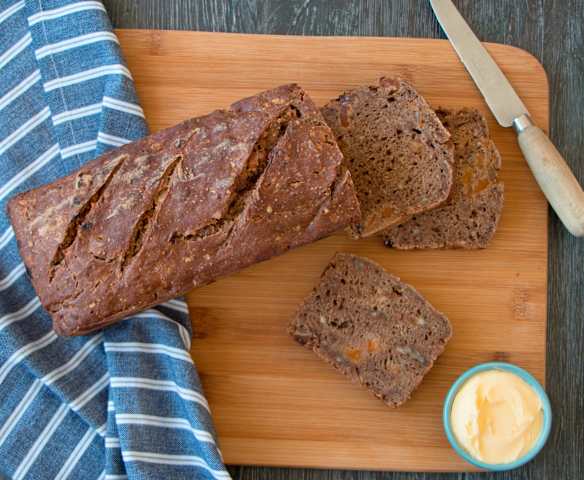 Fruit and nut loaf Fruit and nut loaf