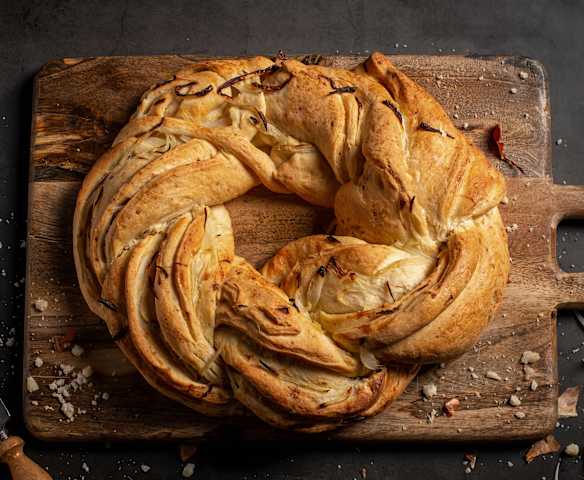 Kringle de cebolla y parmesano con masa madre