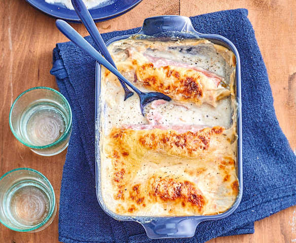 Endives au jambon gratinées, béchamel à la farine de sarrasin