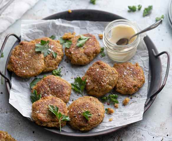 Green Spelt Bread Patties