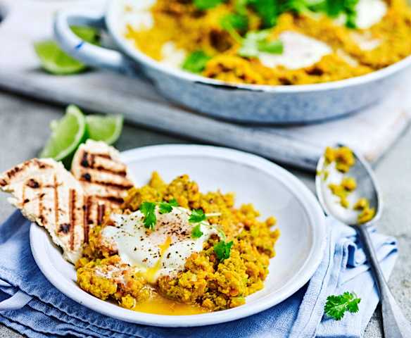 Cauliflower dhal with soft steamed eggs (Diabetes)
