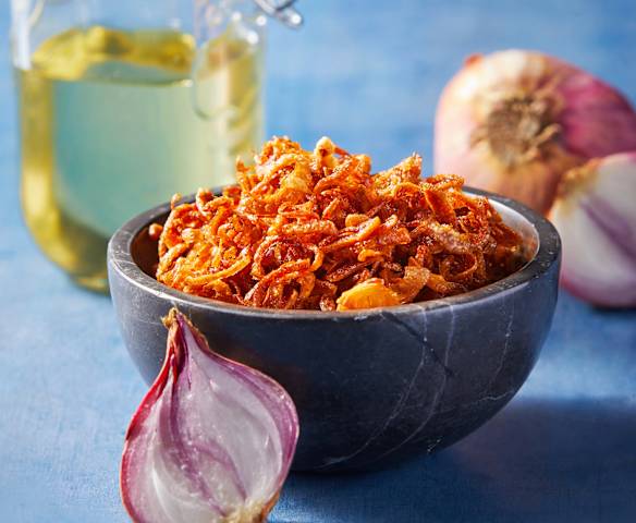 Crispy Shallots and Shallot Oil