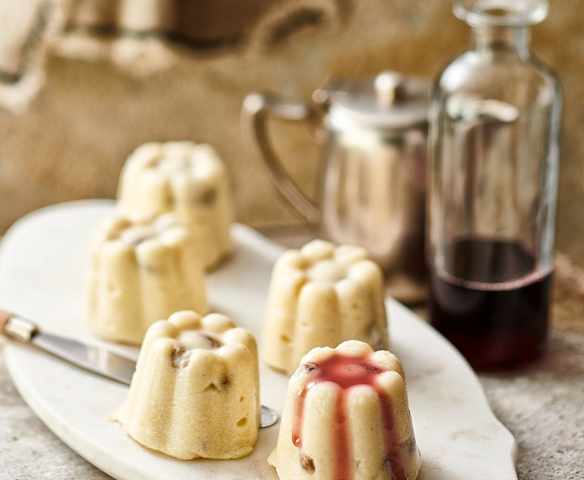 Budino al semolino e uvetta Budino al semolino e uvetta
