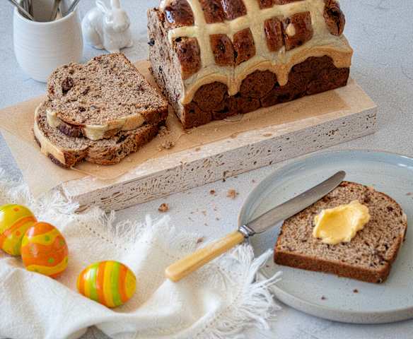 Hot cross bun loaf