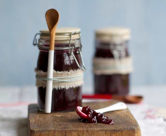 Quick and Easy Mixed Berry Jam