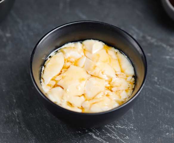 Tàu hũ nước đường (Tào phớ)