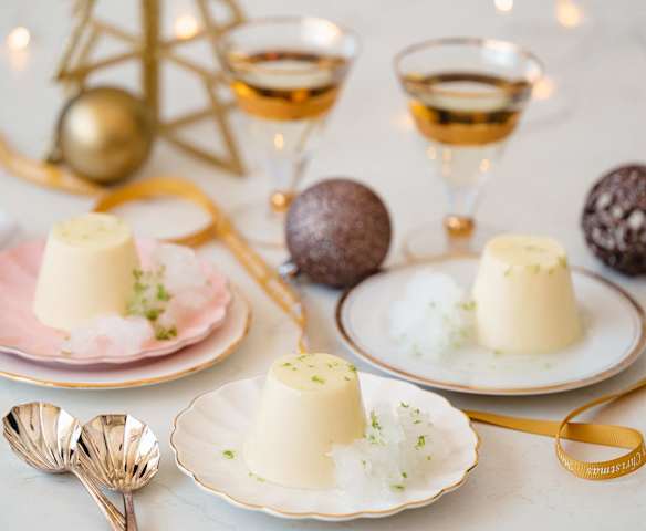 Lime panna cotta with gin and finger lime granita