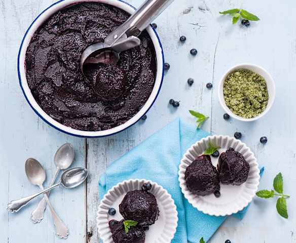 Sorbet jagodowy z miętą