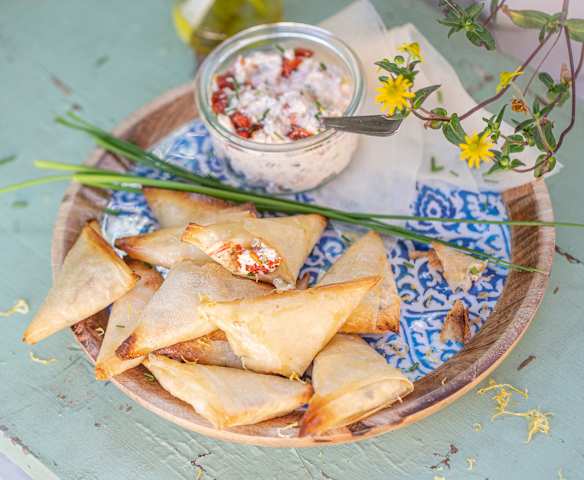 Samoussas à la tomate et à la ricotta