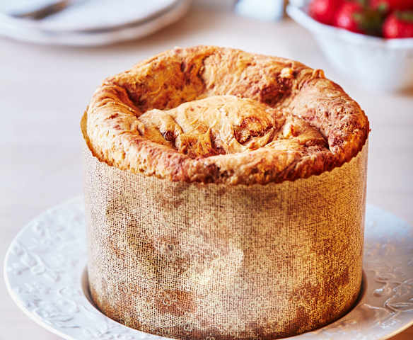 Panettone con chocolate y naranja