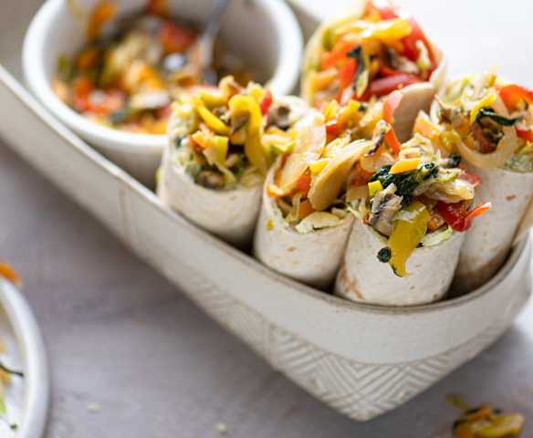 Wraps with Sautéed Vegetables and Parsley Cream