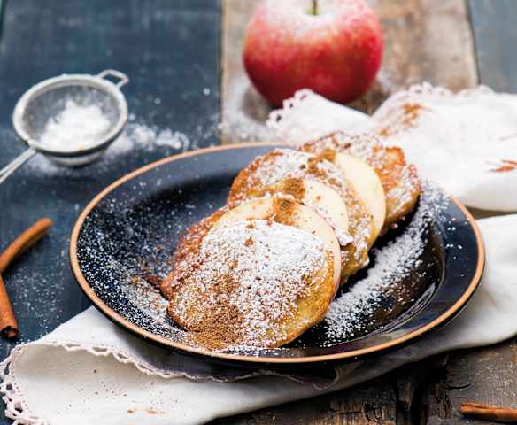 Placki jaglane z jabłkami