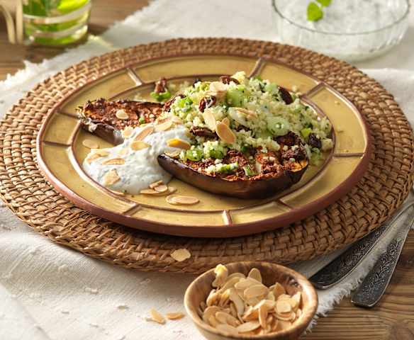 Ofenmelanzani mit Chermoula, Zitronenbulgur und Minzjoghurt