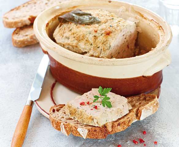 Terrine de lapin aux herbes