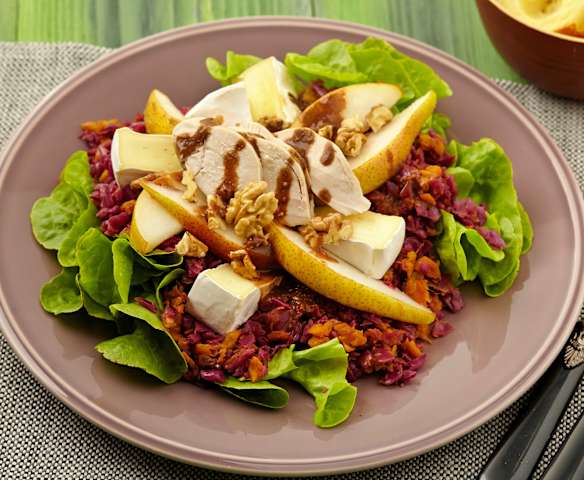 Red Cabbage and Chicken Salad