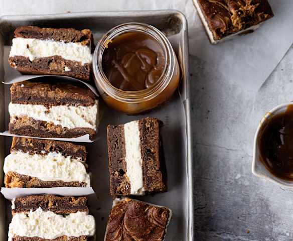 Erdnussbutter-Brownie-Eiscreme-Sandwiches