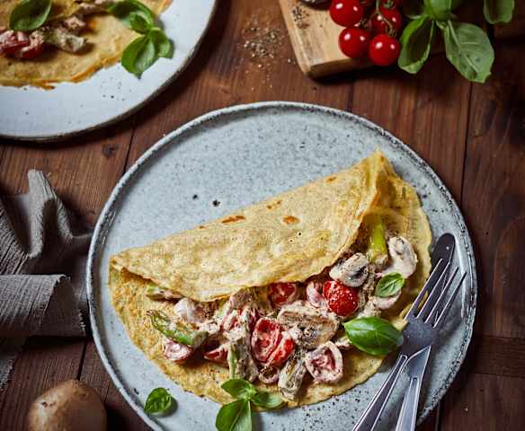 Buchweizen-Crêpes mit Lupinenmehl und buntem Gemüse