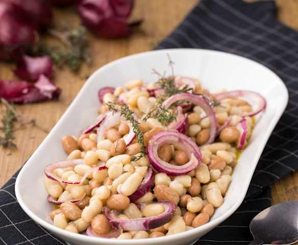 Insalata di fagioli e cipolla di Tropea
