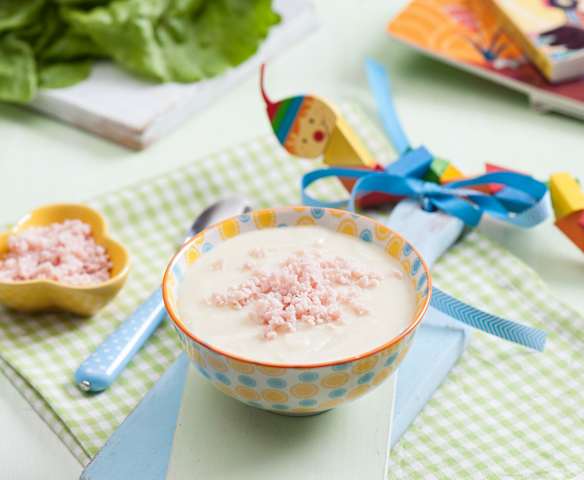 Zupa krem ziemniaczana z szynką i sałatą (dla dzieci)
