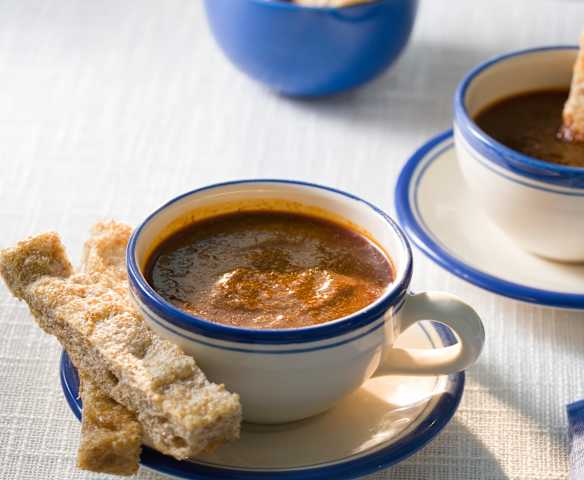 Chocolate con picatostes (Focaccia con dip de morcilla)