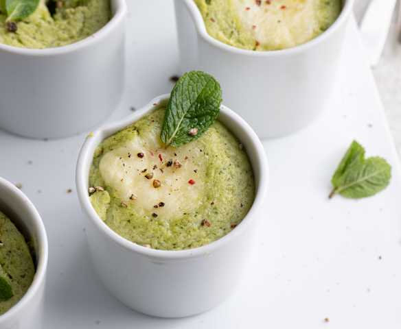 Boluri cu dovlecel și mozzarella