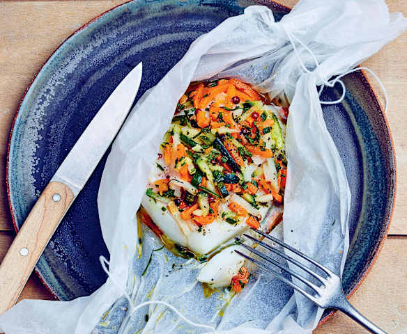 Papillotes de cabillaud et julienne de légumes