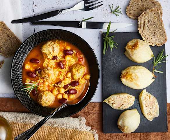 Oignons farcis et soupe afghane Oignons farcis et soupe afghane