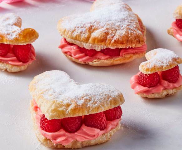 Feuilleté à la crème rosée Feuilleté à la crème rosée