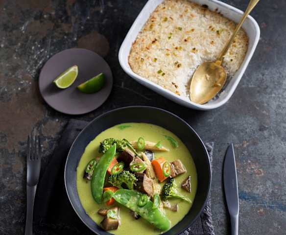 Grünes Thai-Curry mit Zitronengras-Reis