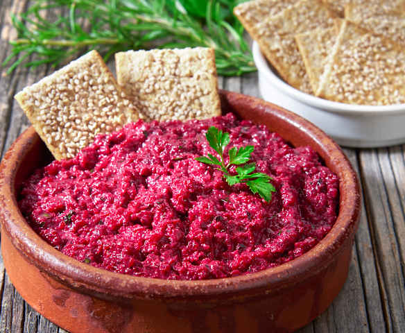 Hummus di barbabietola (vegan)