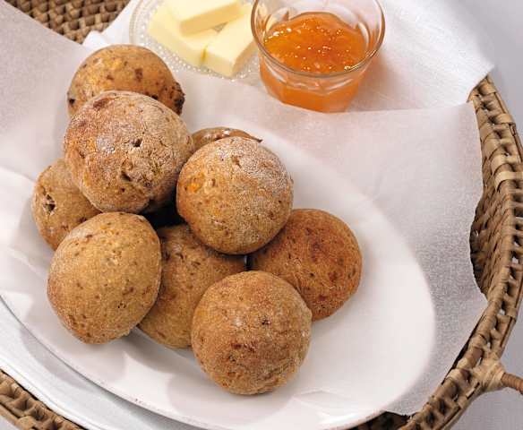 Panini dolci al farro con frutta secca