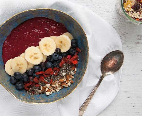 Smoothie bowl aux baies d'açai