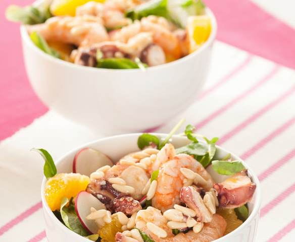 Insalata di crescione con polpo e gamberi