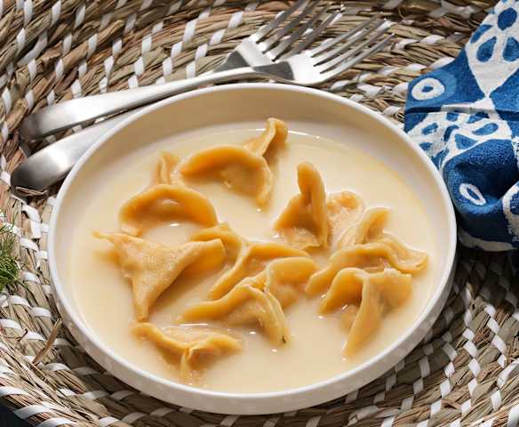 Raviolis de pollo y eneldo (Kreplach) - Israel