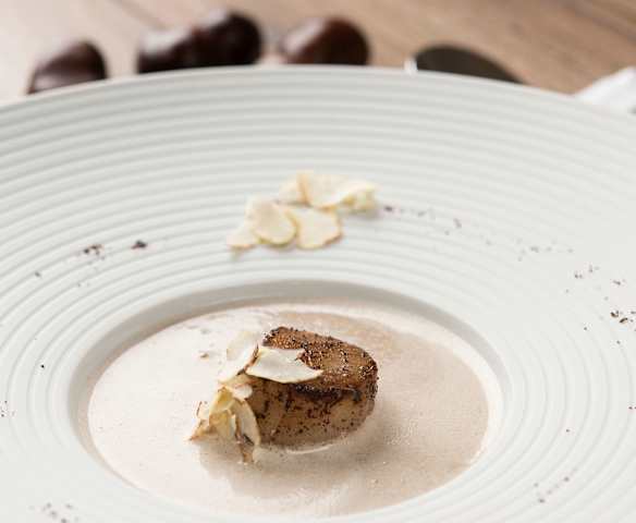 Maronencremesuppe mit Jakobsmuscheln