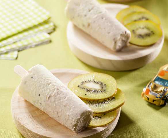 Ghiaccioli cremosi kiwi e banana