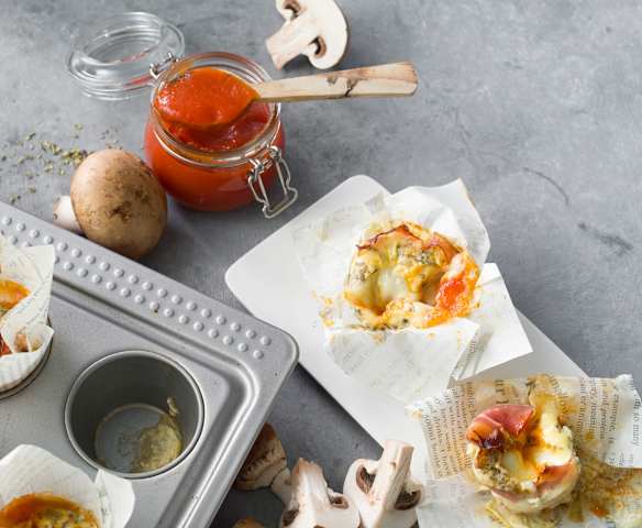 Muffins de beicon y portobellos a la pizzaiola