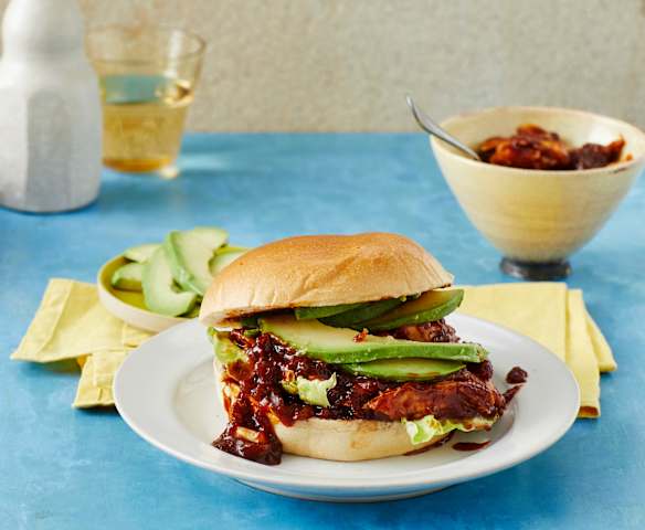 Pulled-Chicken-Burger