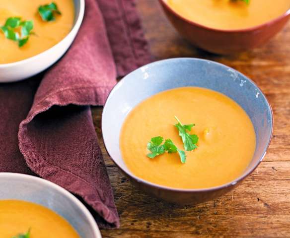 Soupe à la courge et au lait de coco Soupe à la courge et au lait de coco