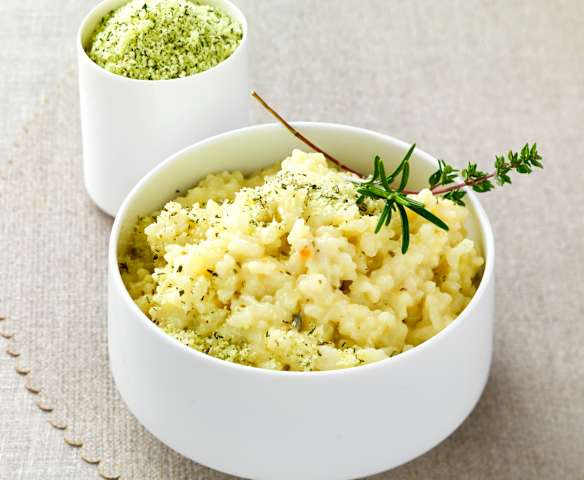 Risotto parfumé aux herbes