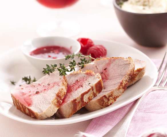 Filet mignon de veau à la framboise, mousseline de céleri rave.