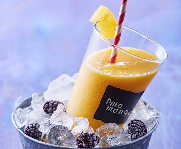 Piña-mango colada