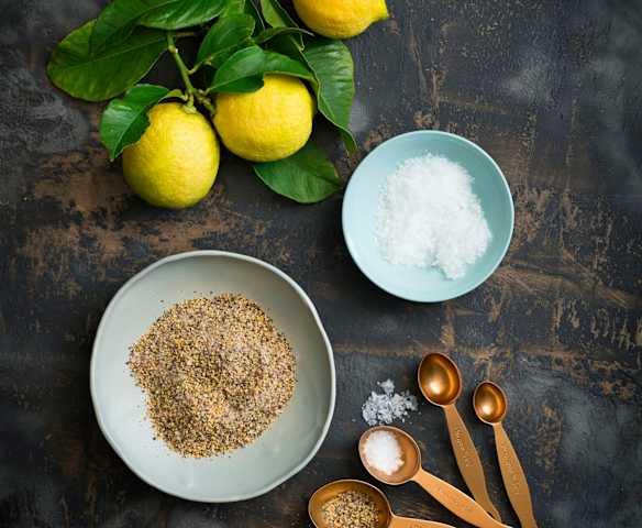 Lemon pepper seasoning