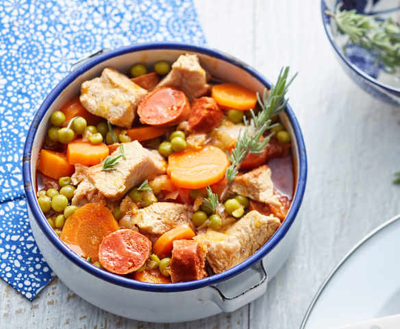 Sauté de veau carottes, chorizo et petits pois Sauté de veau carottes, chorizo et petits pois