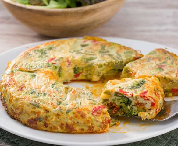 Vegetable tortilla with chorizo