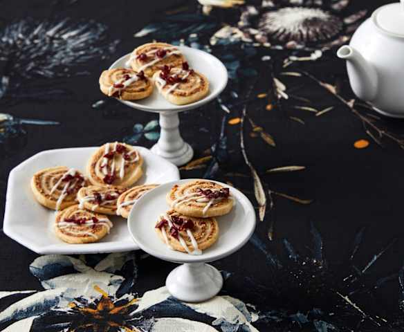 Cranberry-Nuss-Zimt-Schnecken