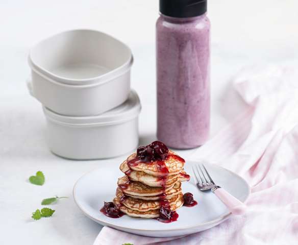 Smoothie og pandekager med rismel (2500 kcal) Smoothie og pandekager med rismel (2500 kcal)