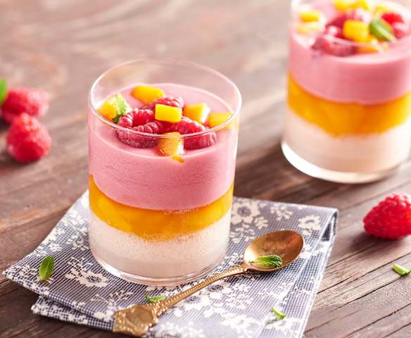 Verrine fraîcheur litchi-mangue-coco-framboise