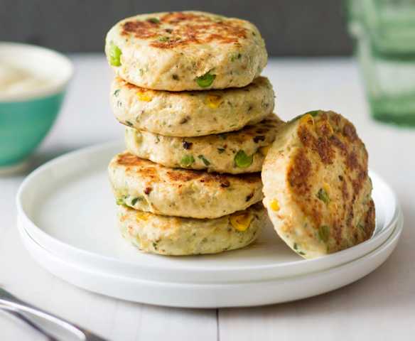 Hunter's lemon chicken rissoles